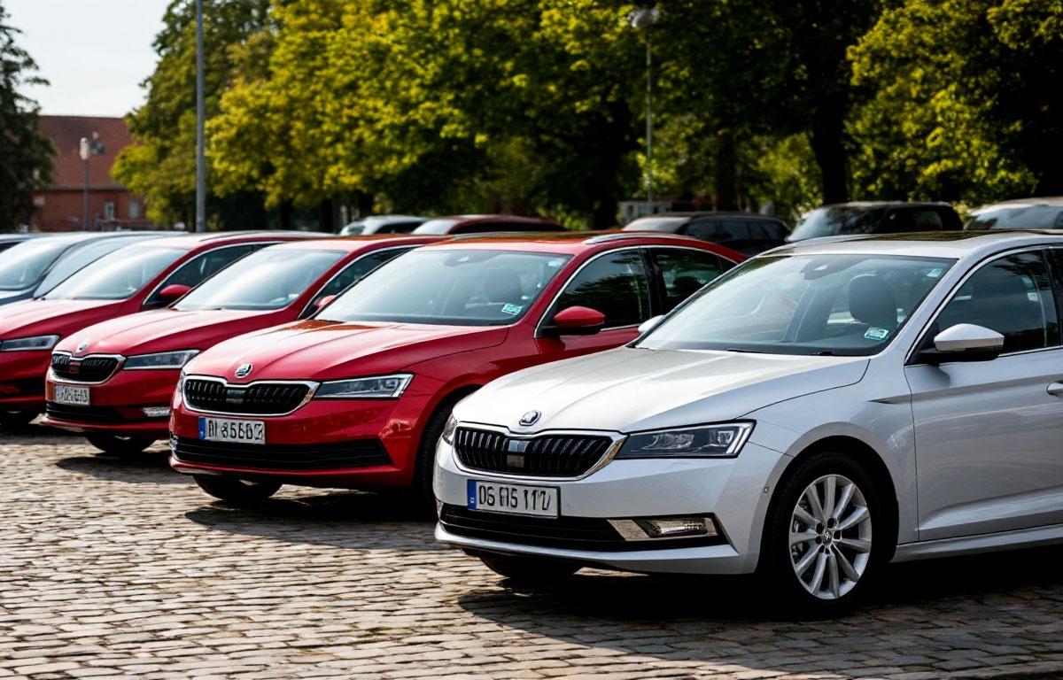 «Война обрубила поставки»: эксклюзивные внедорожники из ОАЭ исчезли из России — рынок потерял главный канал ввоза