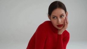 Беременная девушка Тимати Валентина пожаловалась на проблемы со здоровьем