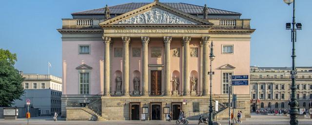 В Германии возобновляют работу оперные театры