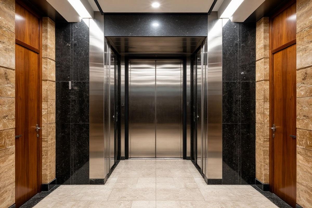 Госдума дала год на подготовку к новым правилам лифтового сервиса