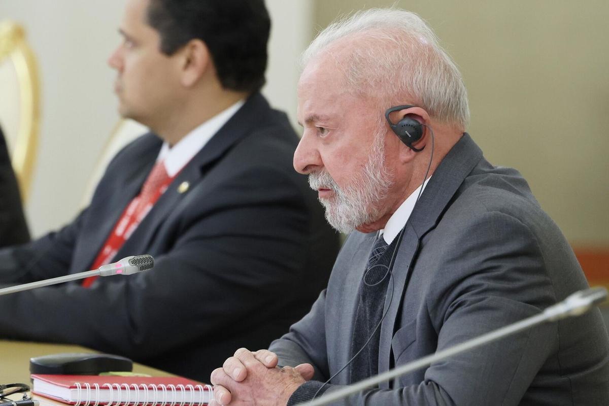 Лула да Силва назвал безумием эскалацию конфликта на Украине