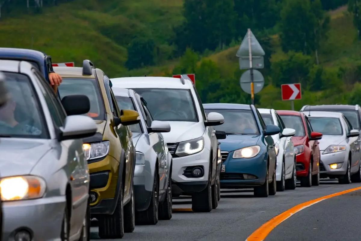 В России авто с пробегом подешевели на 6% в 2025 году