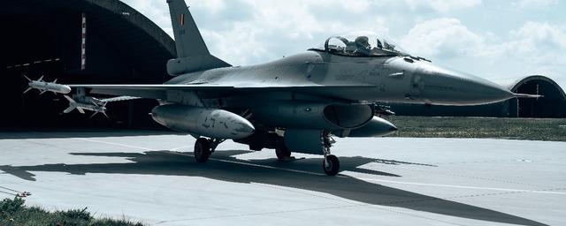 Джо Байден отказался передавать Украине американские истребители F-16