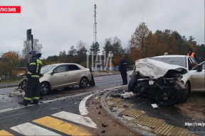 Двое детей и водитель погибли в жутком ДТП в Псковской области