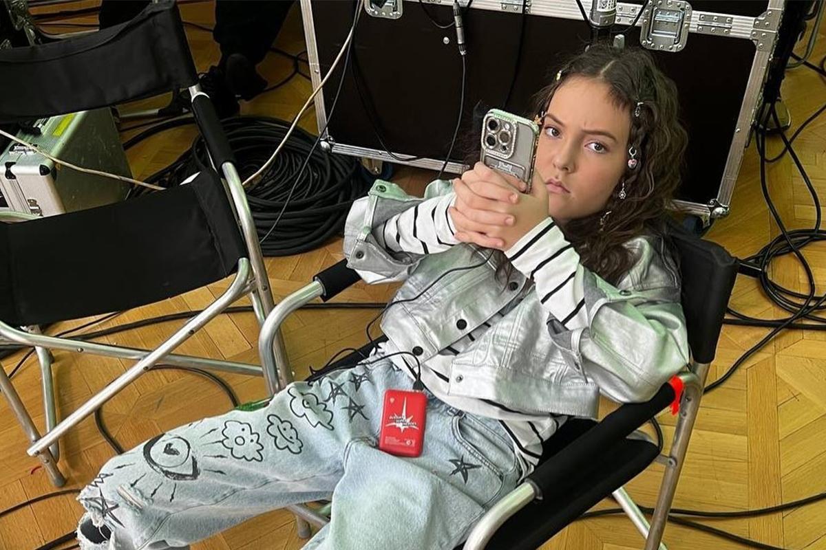 «Пусть в детстве будет фурией». Почему дочь Киркорова учится на тройки и скандалит в соцсетях