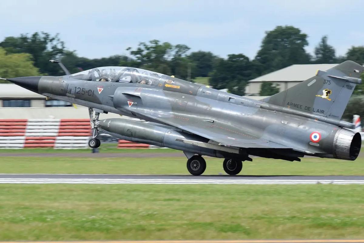 Франция намерена развернуть гиперзвуковые ракеты для сдерживания России к 2035 году