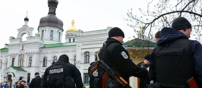 Раскольники из ПЦУ захватили Сретенский храм УПЦ в Черкассах