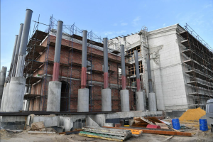 Саратовские власти расторгли контракт с подрядчиком реконструкции оперного театра
