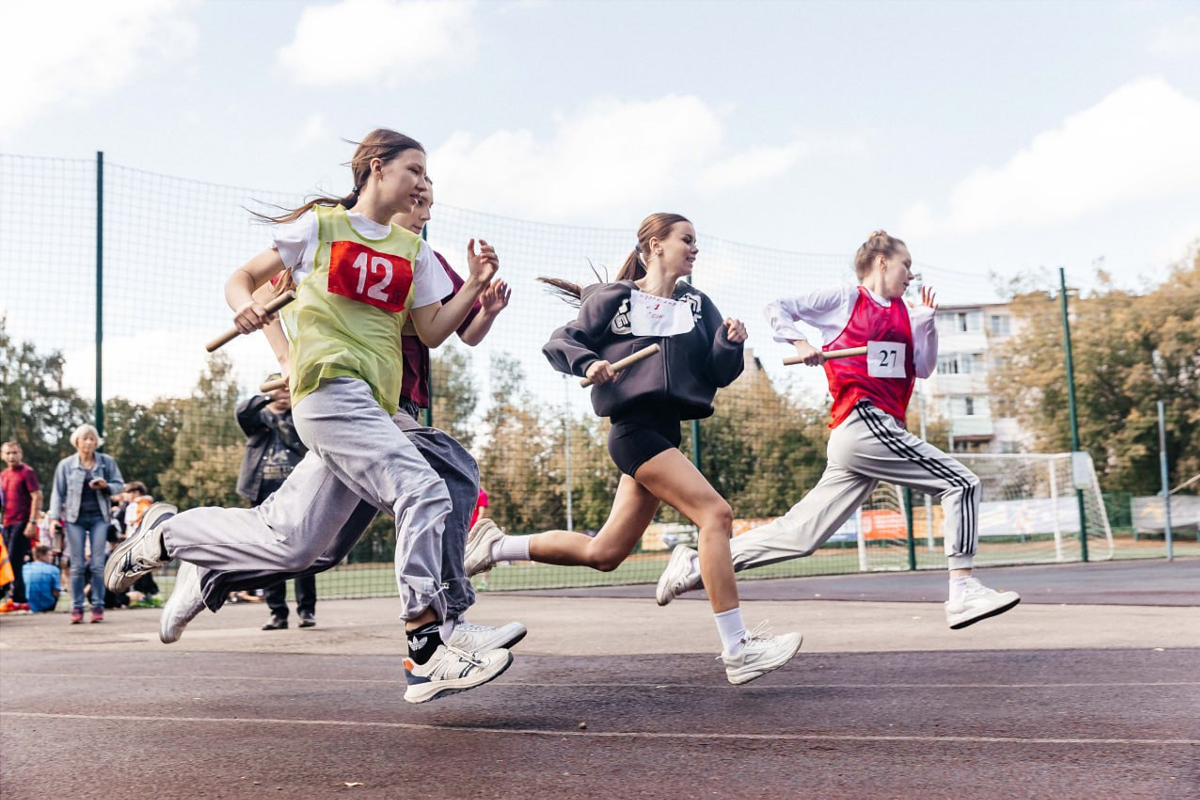 В преддверии Дня Орехово-Зуева школьники пробежали традиционные эстафеты