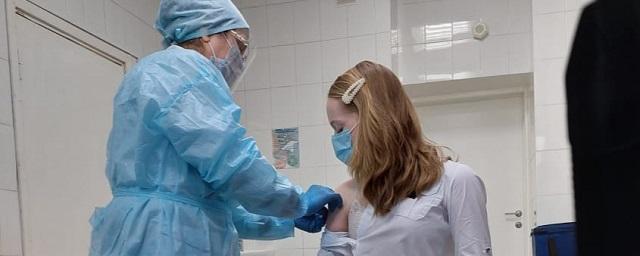 В Севастополе началась вакцинация детей от 12 до 18 лет от COVID-19