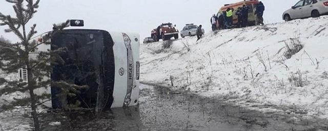 В Ульяновской области в ДТП с автобусом пострадали девять детей