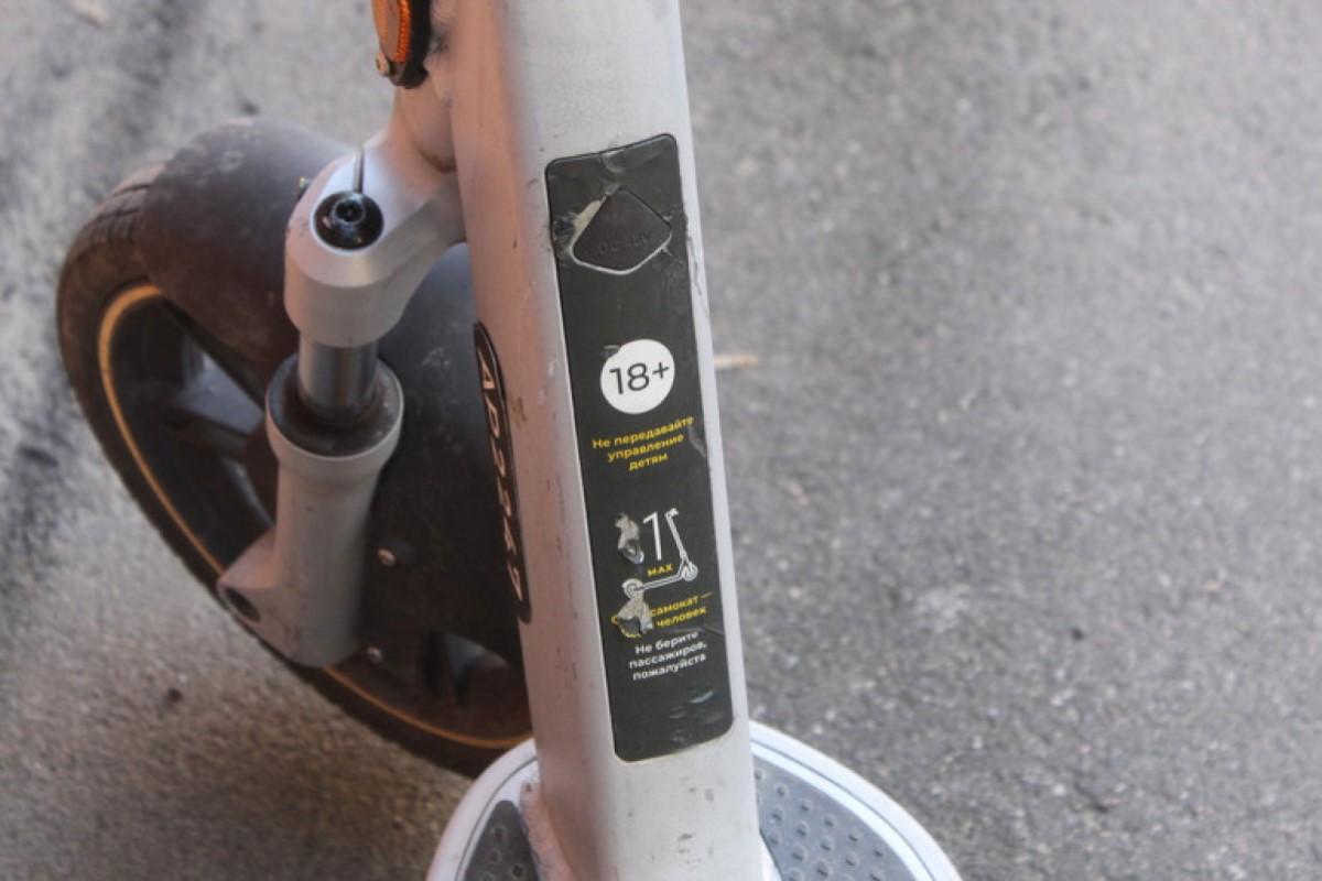 10 водителей электросамокатов угодили в больницы Петербурга на минувших выходных