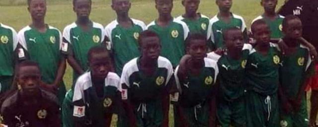 Eight Ghanaian footballers died as bus fell into river