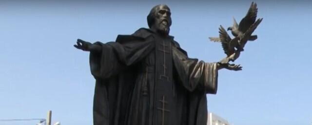 В Краснодаре освятили памятник Сергию Радонежскому возле храма Вознесения Господня