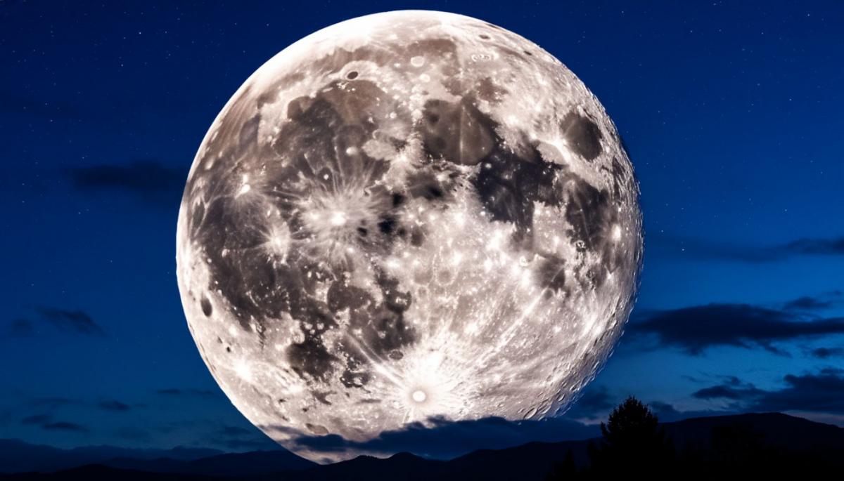 В сентябре над Новосибирском взойдет «кровавая Луна»