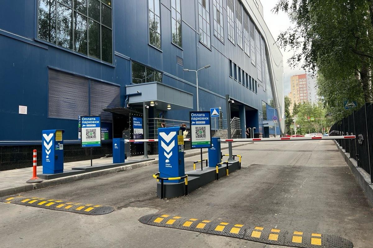 Совкомбанк Лизинг запустил автоматическую оплату парковок для клиентов в торговых центрах по всей России