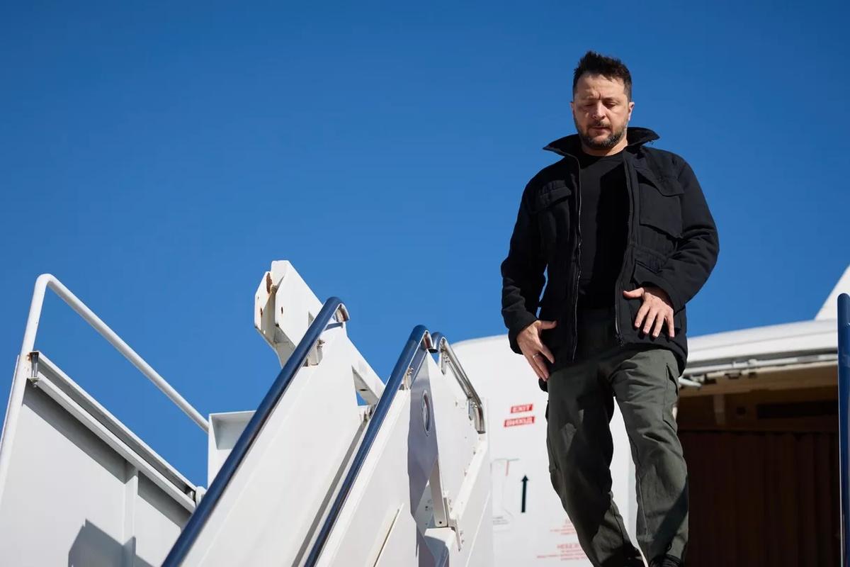 В США признали, что Зеленский может сбежать из страны из-за кризиса