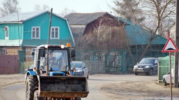 Волгоградские полицейские применили оружие для остановки трактора