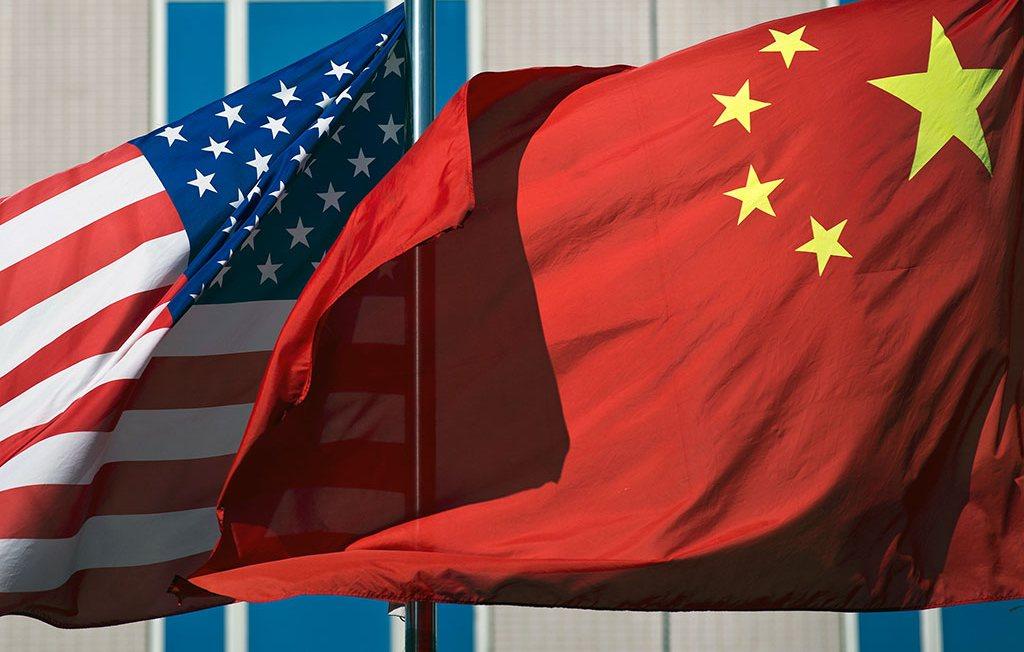 Китай угрожает продать 20% госдолга США