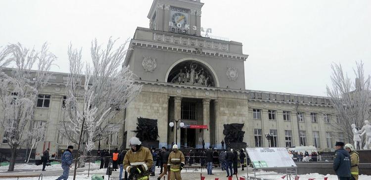 Волгоградцы вспоминают жертв теракта на железнодорожном вокзале