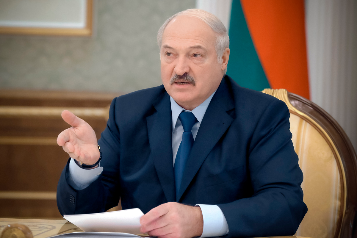 Лукашенко заявил о необходимости выстоять в условиях глобального передела