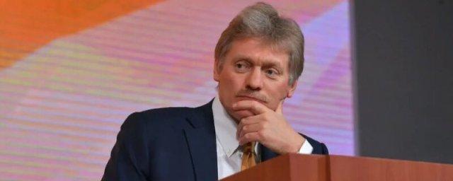 Песков: Допуск импортных вакцин от ковида на российский рынок сейчас не обсуждается