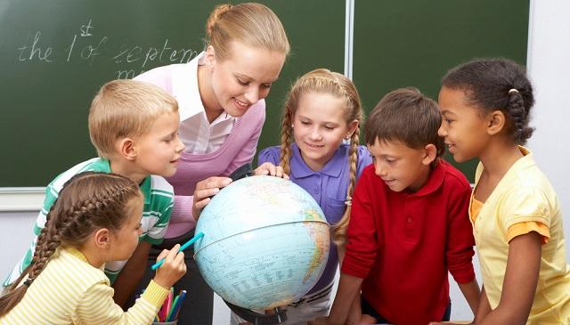 Готовимся к школе: эксперт Игорь Пугачев рассказал, как выбрать учителя для ребенка