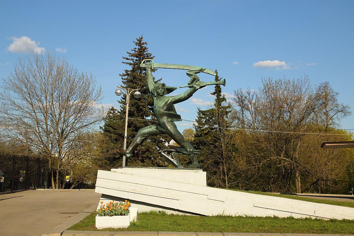 Ирония судьбы: Советский Мальчиш-Кибальчиш создает броню для Пентагона