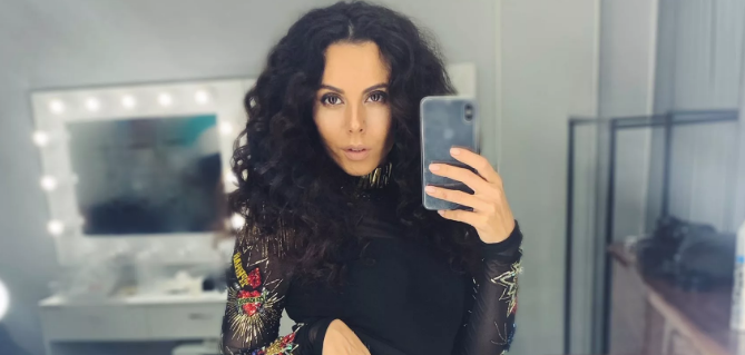 Паническая атака заставила Настю Каменских уехать в Мексику - Видео