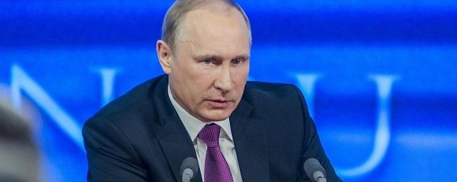 Путин поручил найти деньги для повышения заработных плат бюджетников