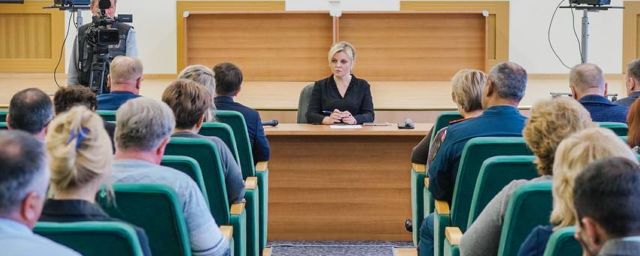 Глава г.о. Клин Алена Сокольская провела совещание с руководителями подразделений и городских служб