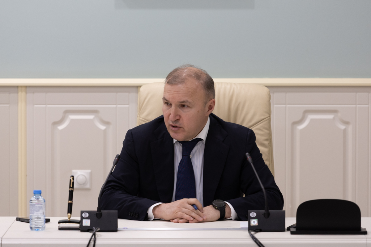 Мурат Кумпилов: В новогоднюю ночь в Адыгее родились 7 малышей