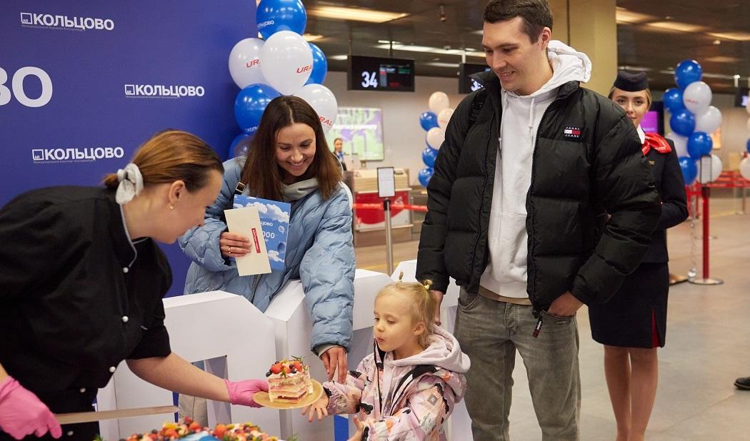 Екатеринбургский аэропорт «Кольцово» перевез в течение года 7 млн пассажиров