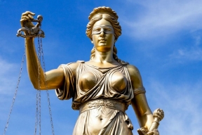 Минфин России «выбивает» по суду с дорожников Мурманской области 999 млн рублей