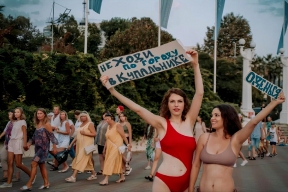 «Оденьтесь!» Почему местные жители объявили войну туристам? Что может испортить ваш отпуск за секунды