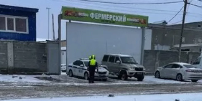 В элитном поселке под Челябинском силовики оцепили рынок