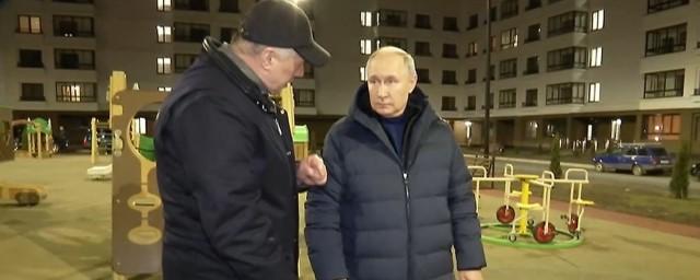 Владимир Путин заявил, что приехал в Мариуполь для наблюдения за ходом восстановительных работ