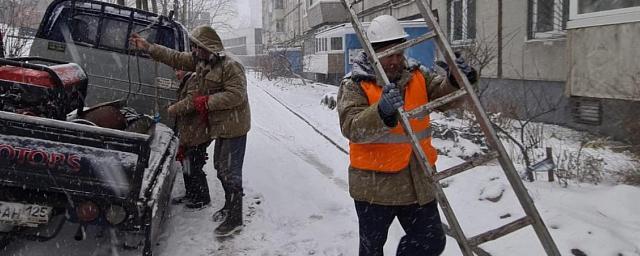 Во Владивостоке из-за непогоды без света остались более тысячи человек