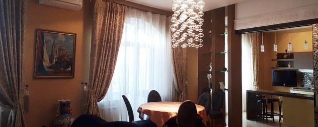 В Омске по соседству с губернатором продают квартиру за 30 млн рублей
