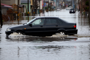 Водителей Подмосковья призвали отказаться от поездок из-за непогоды