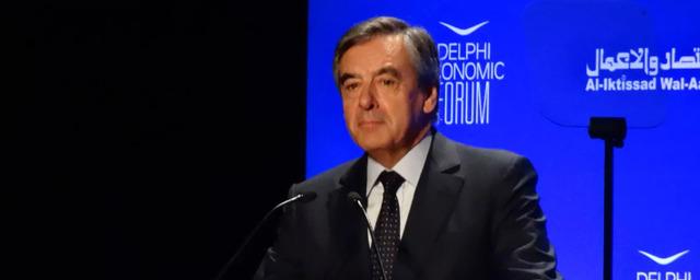 Экс-премьер Франции Фийон заявил, что намерен торговать паштетом на Красной площади, если захочет