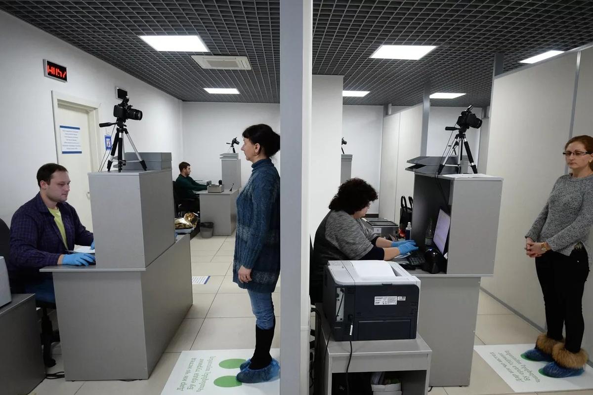 В Москве мигранты должны будут заплатить за патент на работу около 9000 рублей