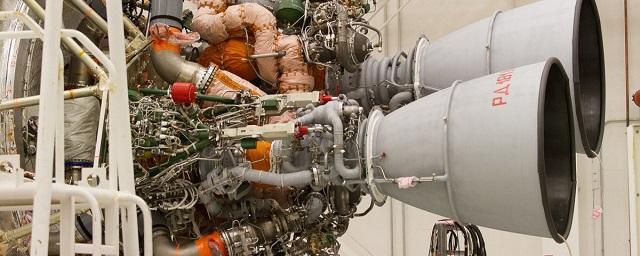 Рогозин: Россия создает двигатель для полетов за пределы Солнечной системы