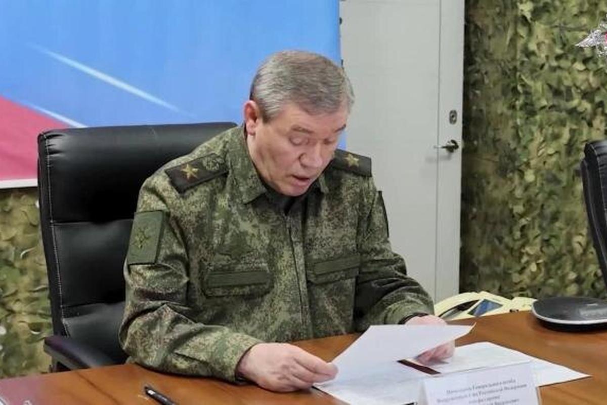 До Славянска — 4 километра: Герасимов объявил о прорыве первого рубежа обороны ВСУ