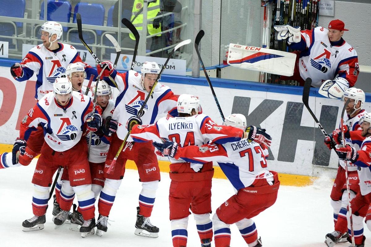 Парад в честь победы «Локомотива» в Ярославской области перенесли из-за травмы игроков