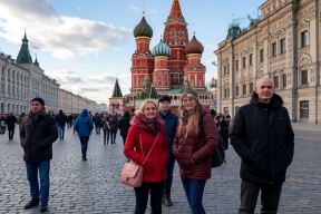 «Кошелек туриста»: россияне потратили на путешествия по стране рекордные 1,94 трлн рублей, а молодежь оккупировала Москву и Питер