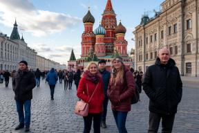 «Кошелек туриста»: россияне потратили на путешествия по стране рекордные 1,94 трлн рублей, а молодежь оккупировала Москву и Питер