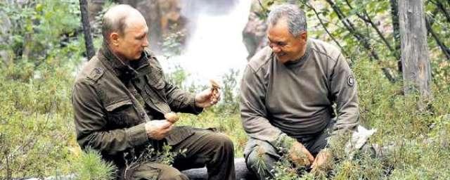 Путин перед днем рождения отдохнул с Шойгу в тайге. Видео