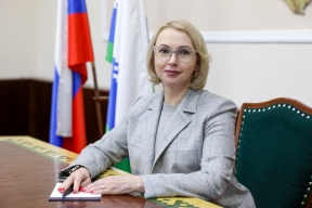 Губернатор НАО Ирина Гехт поблагодарила специалистов соцзащиты за неоценимую помощь жителям региона