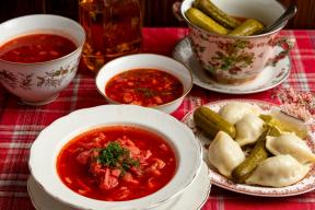 Борщ, пельмени и водка: китайские туристы раскупают русскую кухню